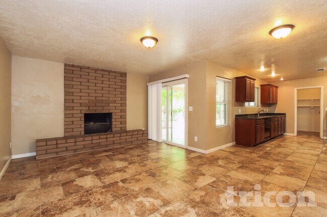 Photo - 4309 W Ruth Ave