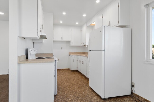 Photo - 2619 Barrett Ave Unit 2619