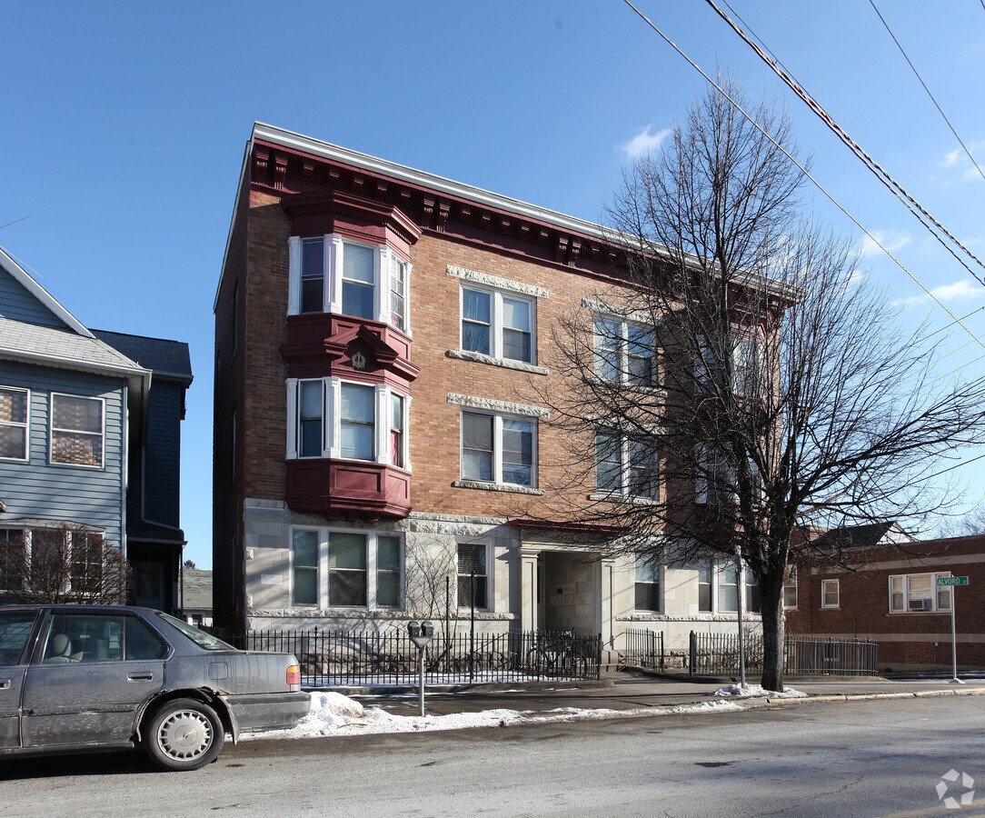 236 Main St - 236 Main St