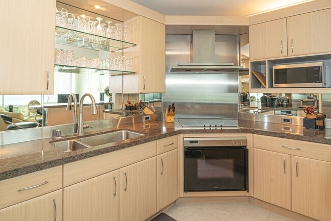 Photo - Fully Furnished and Spacious 2 Bedroom 2 Bath - GREAT LOCATION!