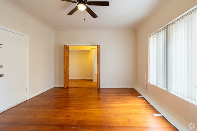 Estudio - Dormitorio de 595SF2 - Rosewood Homes