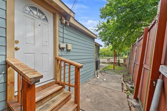 Photo - 709 S Munger Blvd