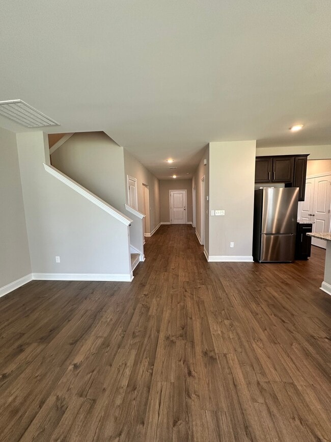 Photo - 686 Oyster Dr
