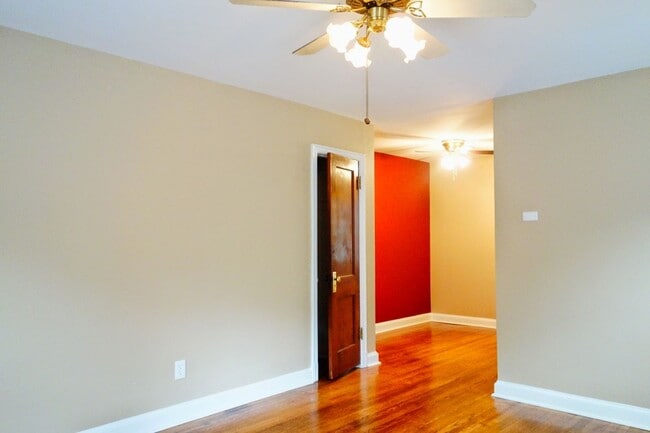 Photo - 8406 Greenwood Ave Unit 1