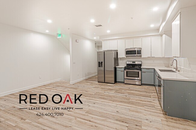 Photo - 5654 Farmdale Ave Unit 5654