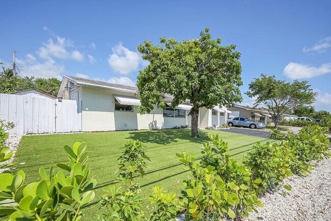 Photo - 1308 S Congress Ave