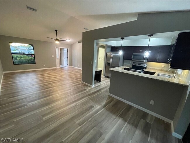 Photo - Beautiful 3/2/2- NE Cape Coral- SEE IT TODAY!