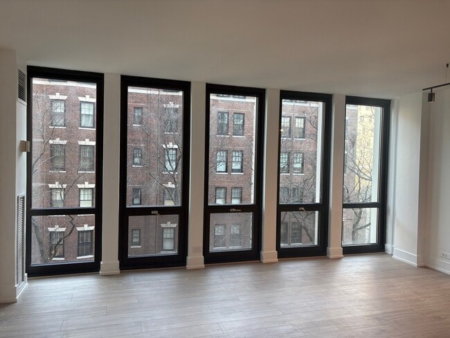 Photo - 1 E Scott St Unit 601