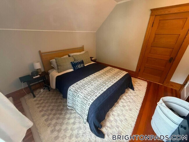 18 Upcrest Rd Unit 3