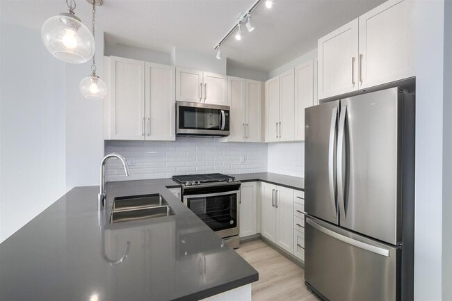 2960-2151 151 St. Unit 316