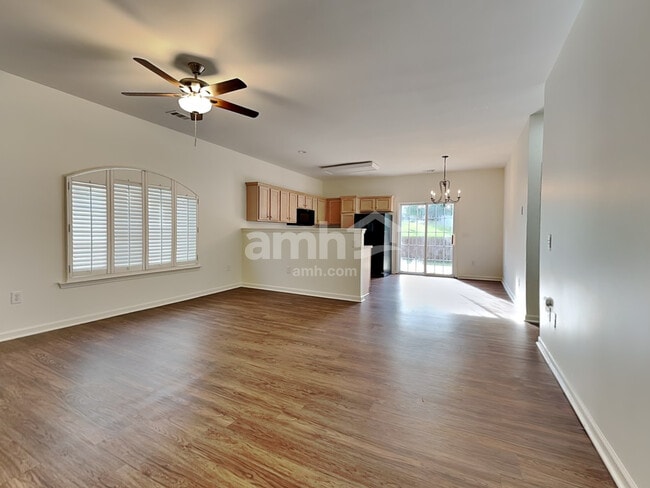 Photo - 300 Pemaquid Ct