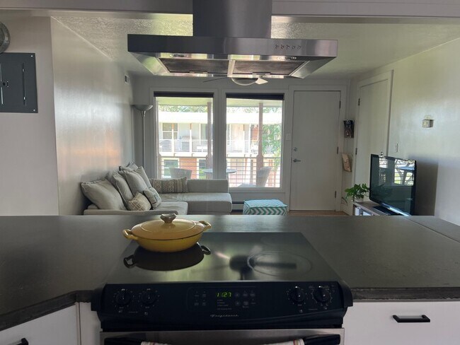 370 W 800 N Unit 12
