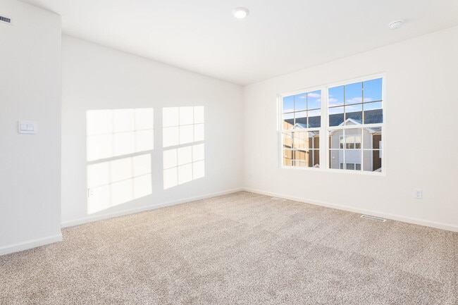 Photo - 1059 Briar Gln Ct