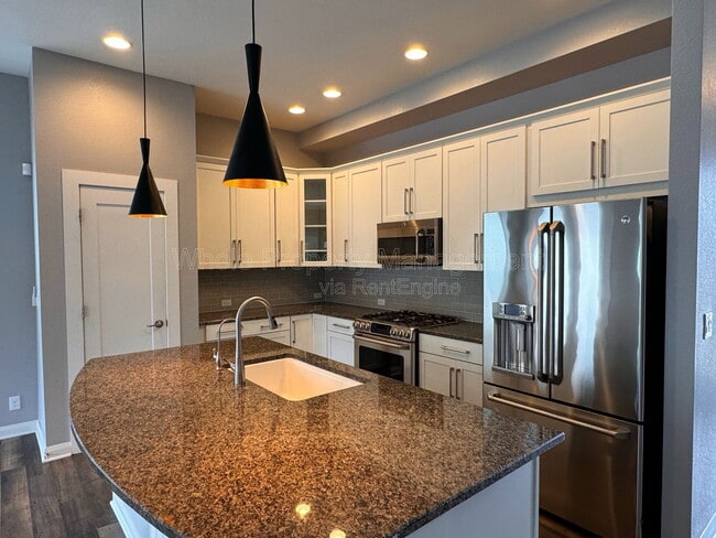 Photo - 6771 Larsh Dr