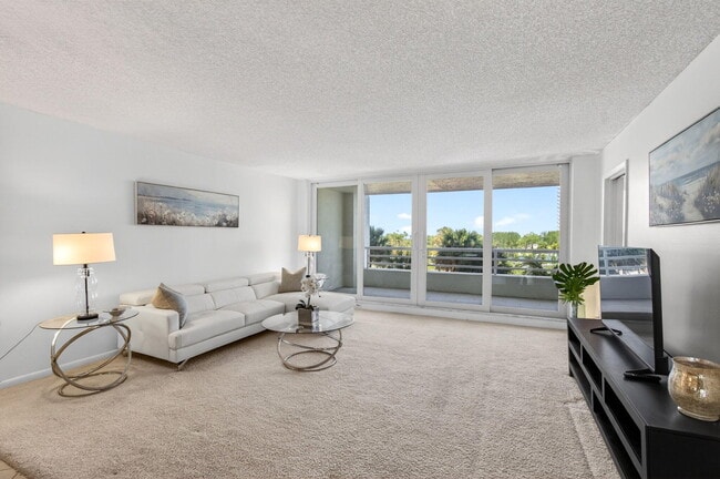 Building Photo - 4201 N Ocean Blvd Unit C 307