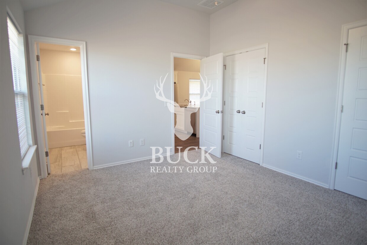 Photo - 2509 NW 199th St (Edmond, OK)
