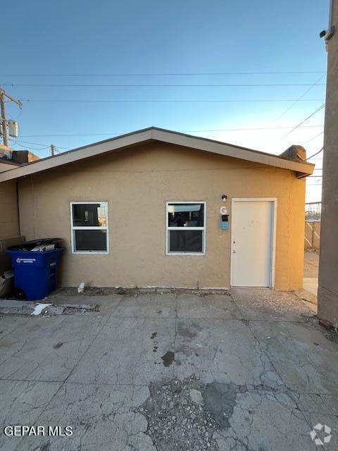 Building Photo - 1617 N Mesa St Unit G Rental