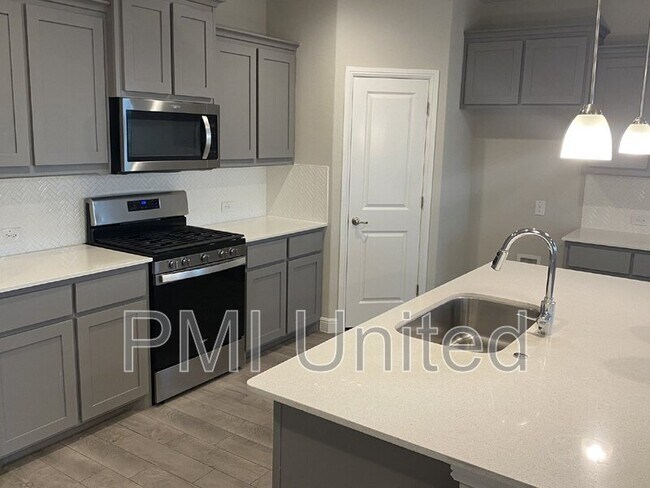 Photo - 249 Irish Moss Dr