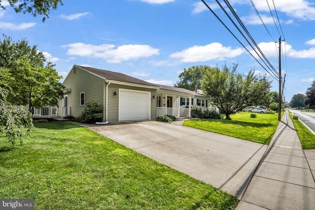101 Kim Acres Dr