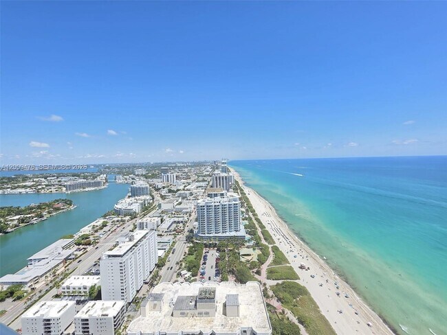 Building Photo - 6365 Collins Ave Unit 4311