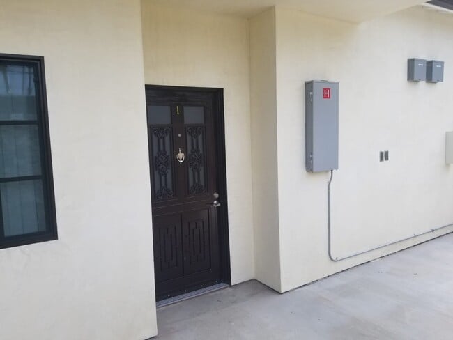 Building Photo - 1423 Franklin St