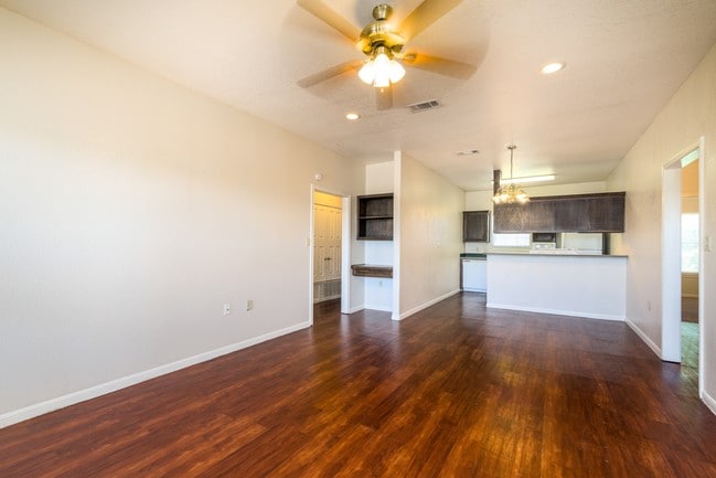 Photo - Bear Gardens Apartments