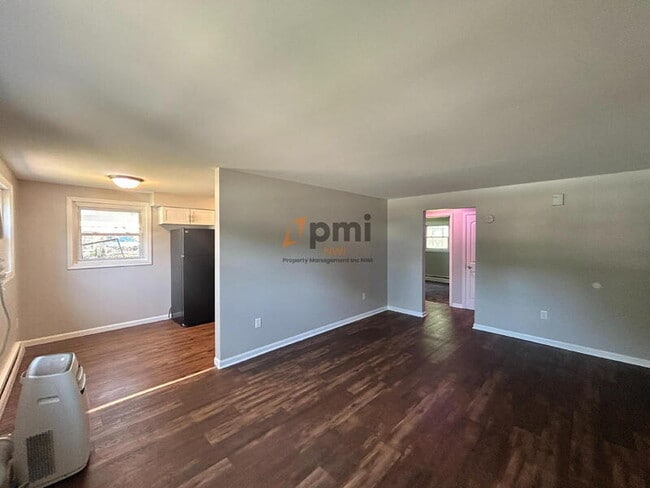 Photo - 2591 Parkview St Unit Apt 3