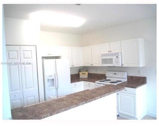 1480 NE 33rd Ave
