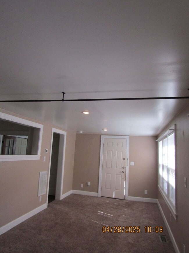 Photo - Hampton West