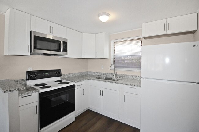 Photo - South Venice Annual Home for Rent