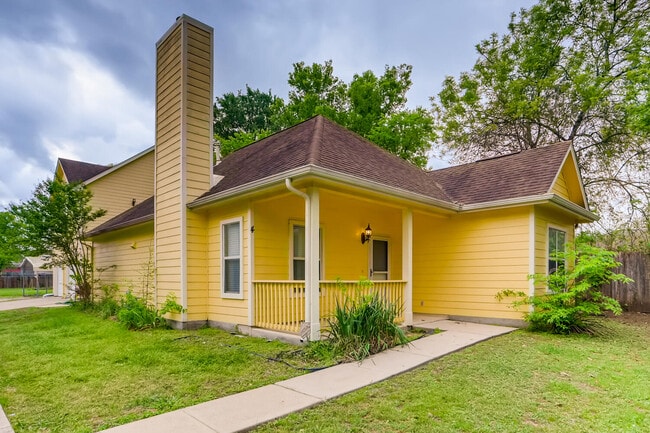 Photo - 2113 Thrasher Ln