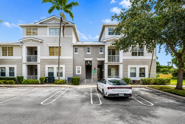 Building Photo - 1008 Shoma Dr Unit 394