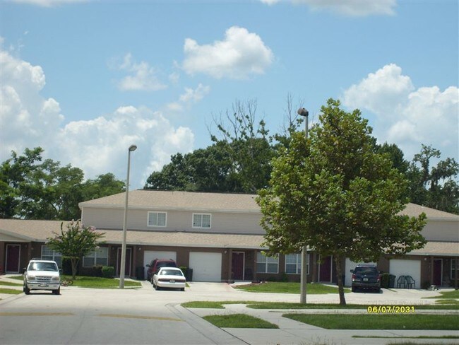 variedad de imágenes 93011 405 - Hickory Glen Townhomes