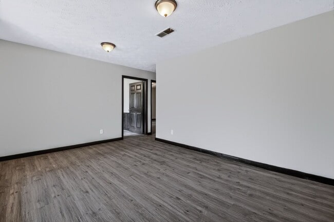 1001 Alpine Ct