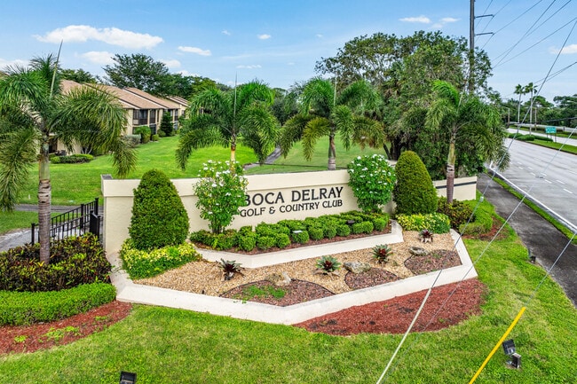 Photo - 5087 Oakhill Ln Unit 321