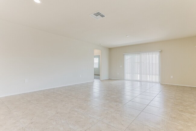 Photo - 1867 W Broadway Ave