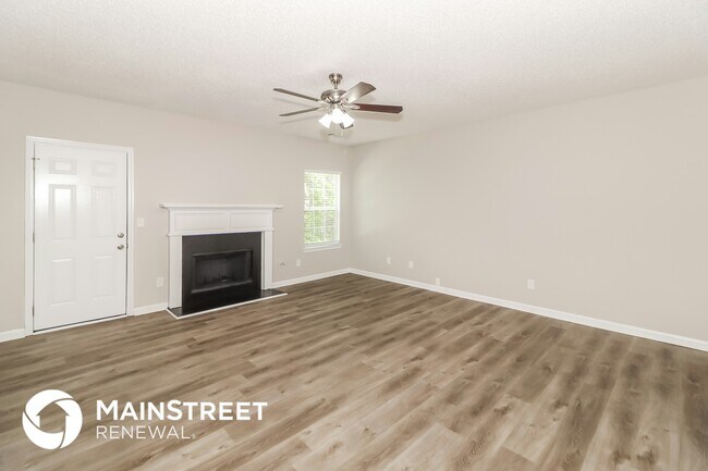 Photo - 7104 Red Maple Ln