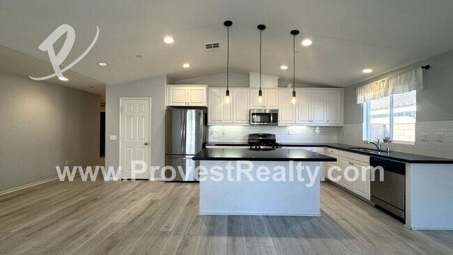 Photo - 13353 Evanston St