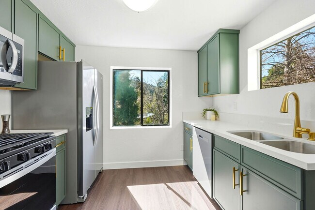 Photo - 23855 Zuger Dr