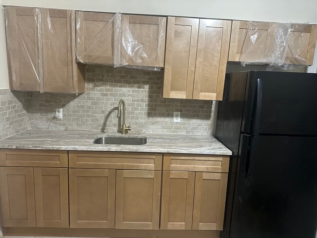 Photo - 612 S Park St Unidad first floor