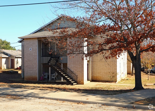 Photo - Woodstock III Square Apartments