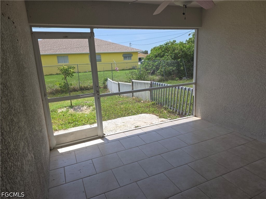 Photo - 526 SE 6th Pl