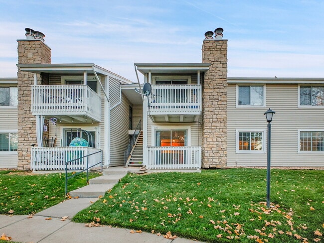 Building Photo - $1,600.00, 2-bed, 2-bath located in Denver Unit 101