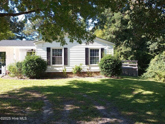 Building Photo - 1023 Shirley Dr Rental