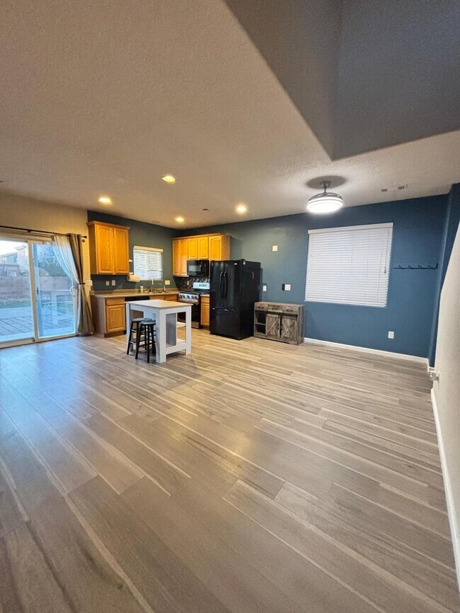 Photo - 2631 Violeta Cir SE