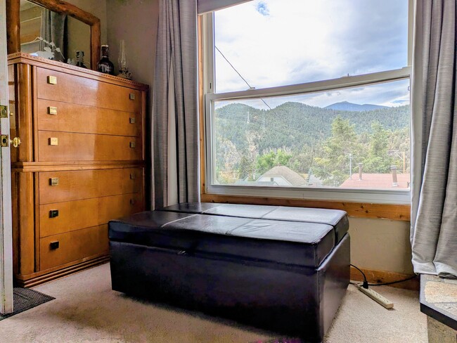 Photo - 345 8th Ave