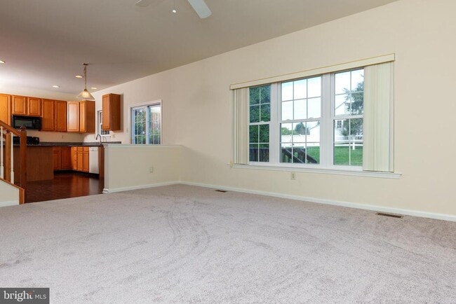 Photo - 411 Old Lincoln Hwy