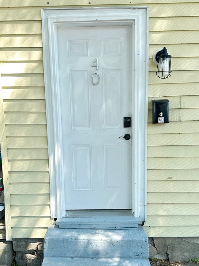 38-40-40 Cedar St