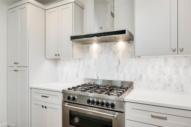 Photo - 1412 Perez St