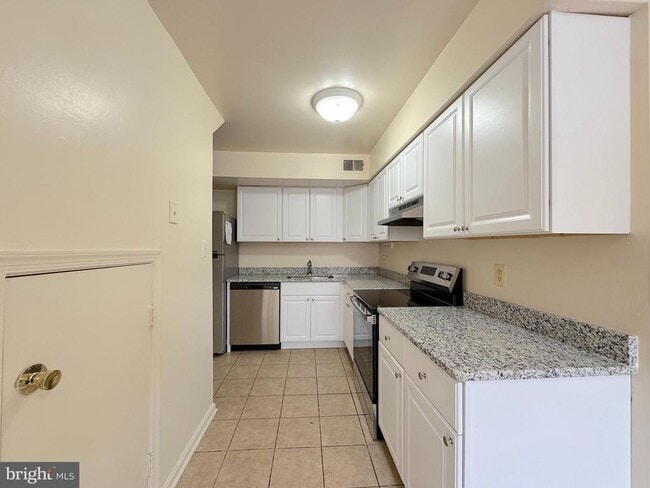 Photo - 4513 Logsdon Dr